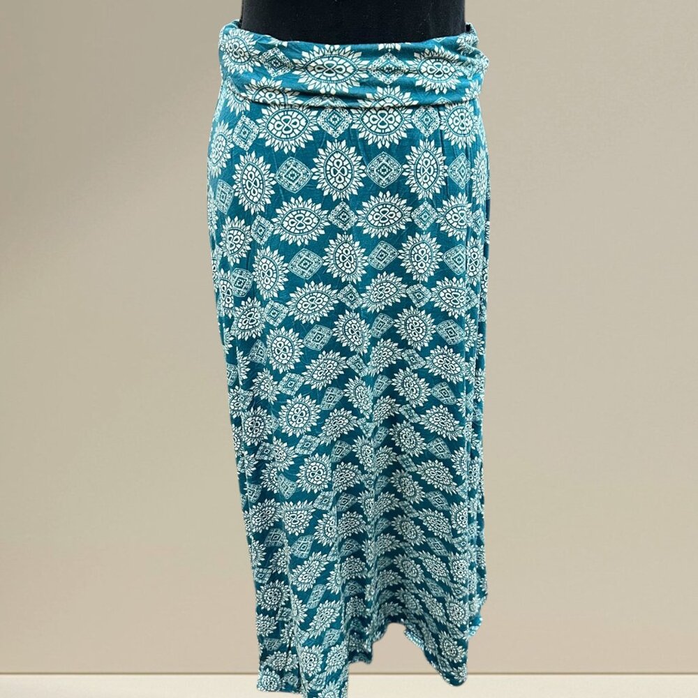 Teal Boho Print Maxi Skirt 🌿 - Picture 2 of 2